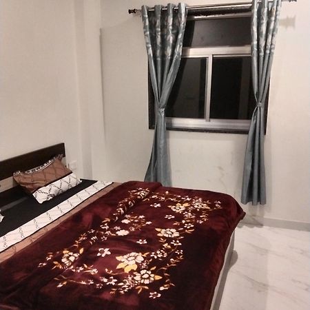 Hotel Prince Джайпур Екстериор снимка